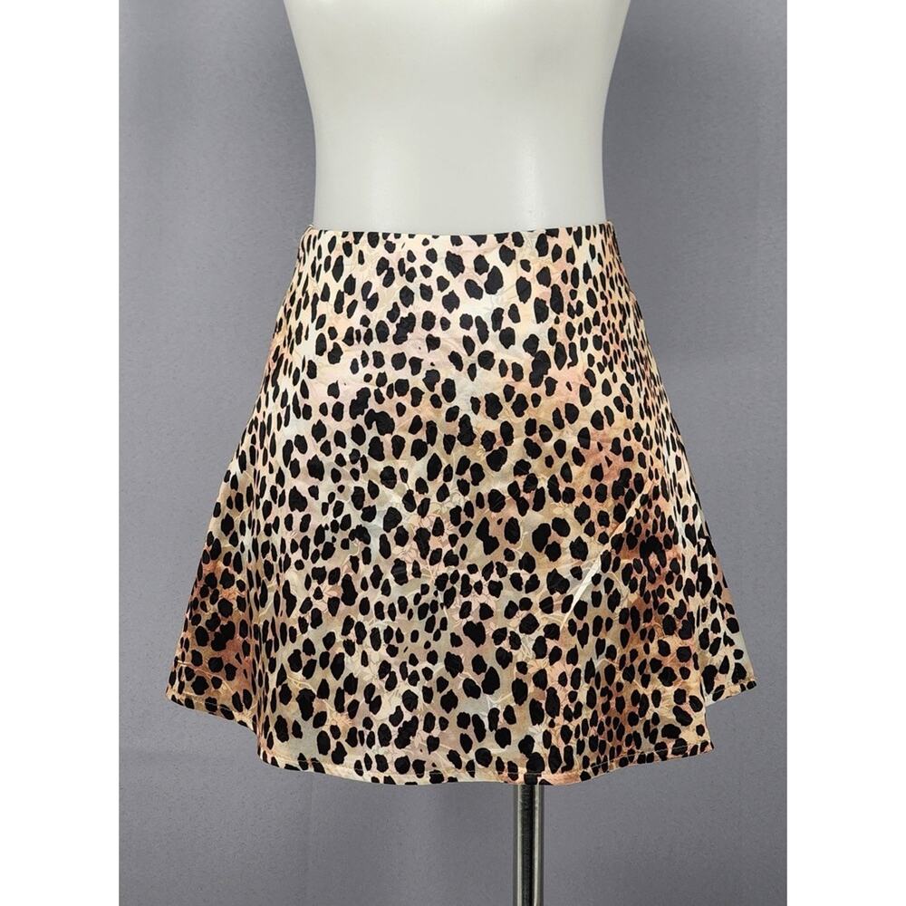 Princess Polly Mini Skirt Size 2 Satin Animal Print Floral Background Twee